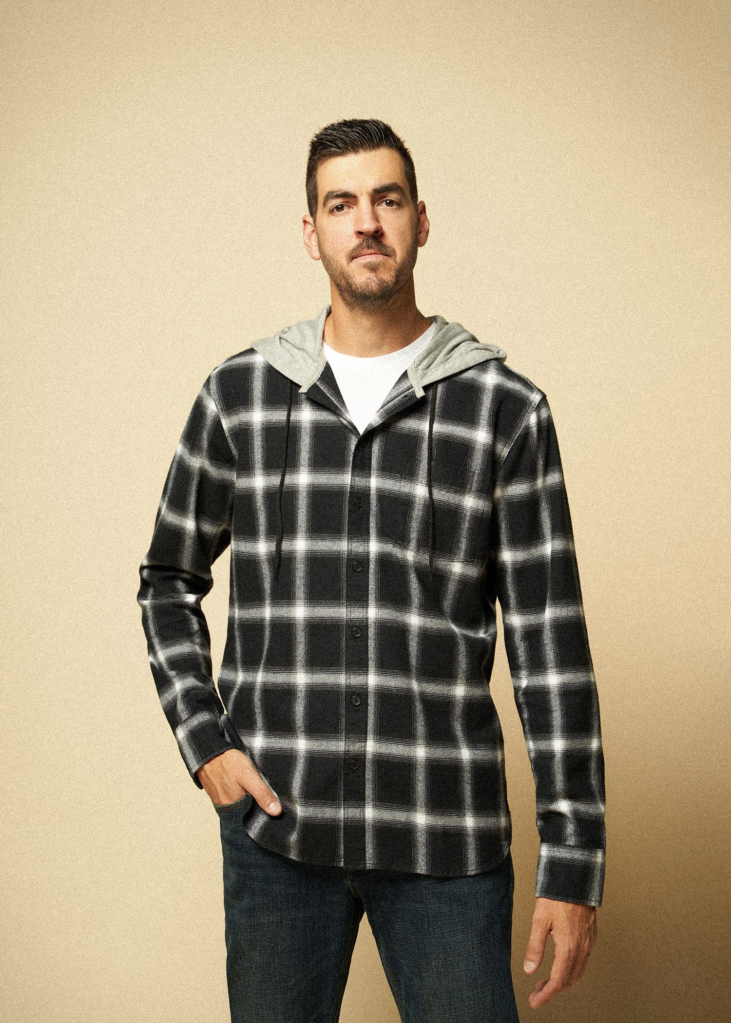     LJ-Men-Hooded-FlannelShirt-BlackWhitePlaid-front