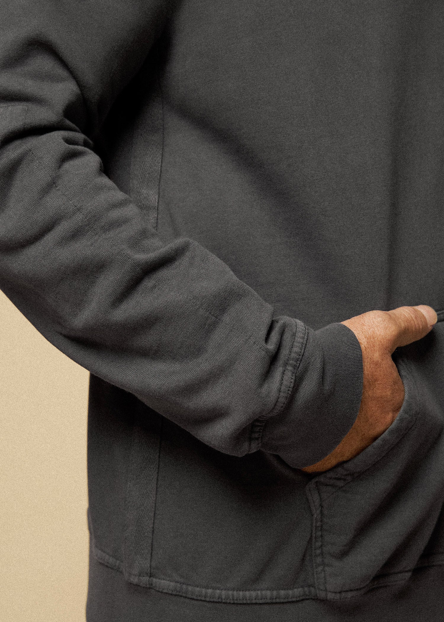    LJ-PigmentDyed-Hoodie-VintageFlintGrey-detail